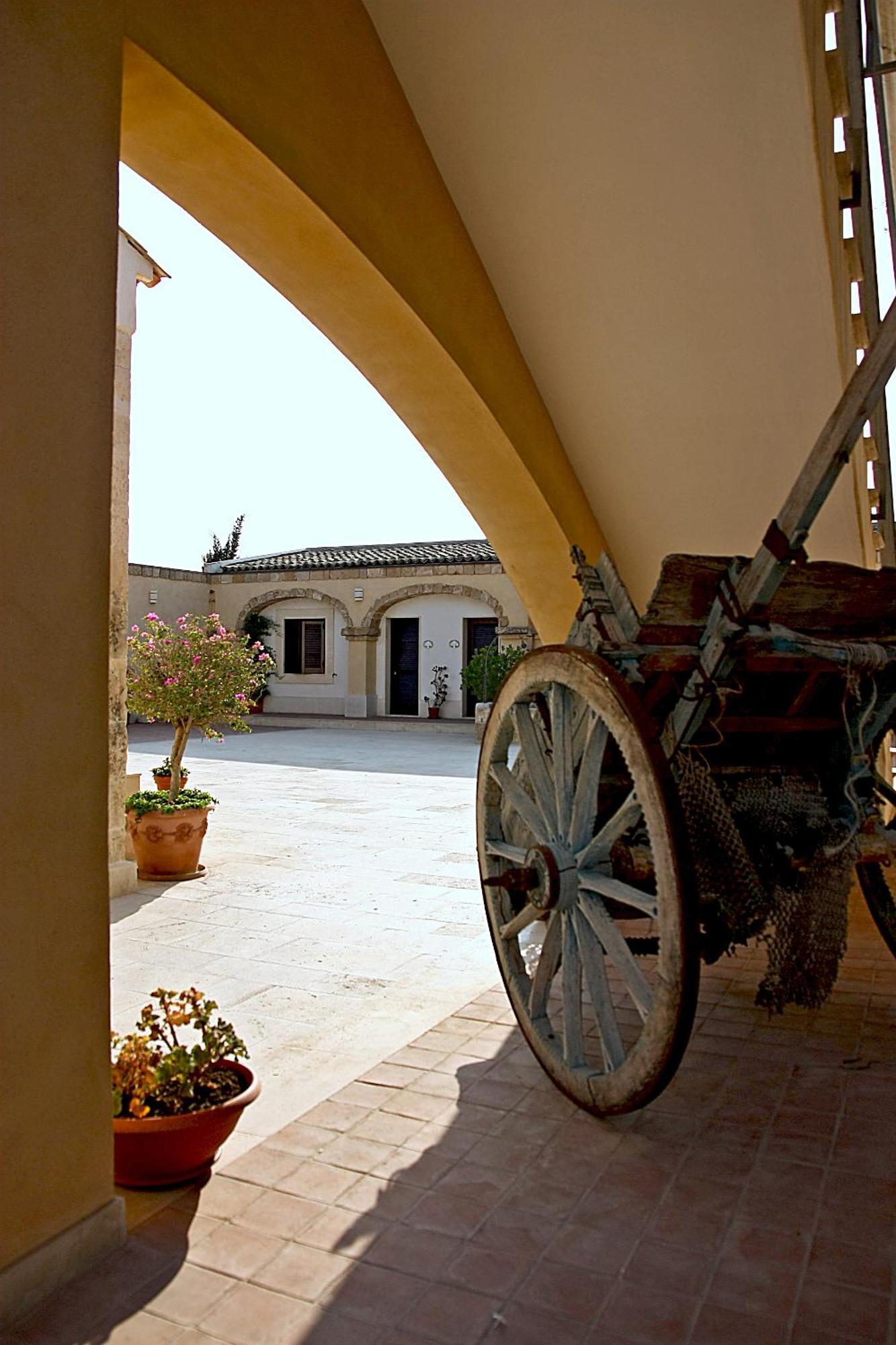 Hotel La Corte Del Sole Lido di Noto Exteriér fotografie